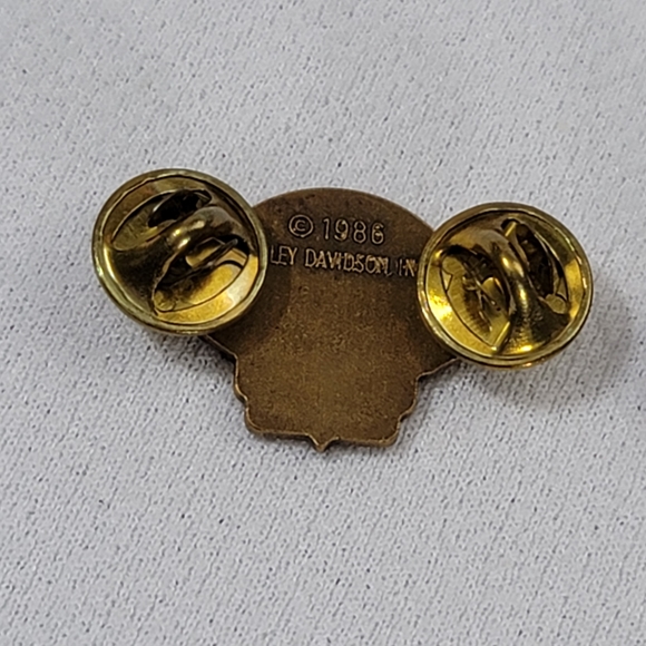 (2) Ladies Of Harley Pins - Harley-Davidson Motorcycles - Picture 5 of 8